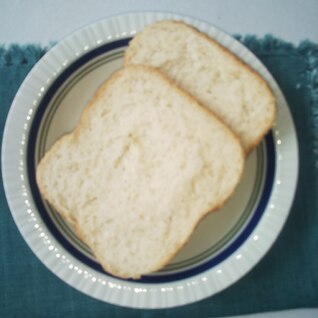 ホームベーカリーでごはんの食パン